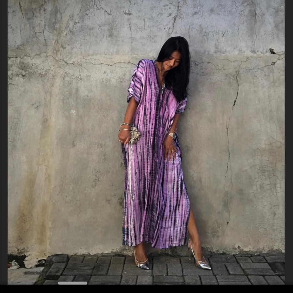 Purple tie dyed kaftan